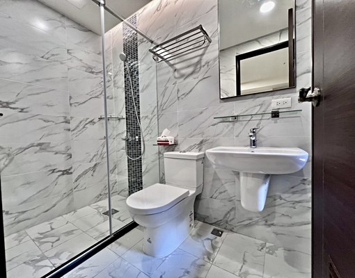 降價了!可租補/正義火車站/綠廳院全新漂亮2房 - Image 12