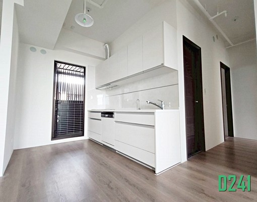 東區研森全新次頂2房平車電寓 - Image 2