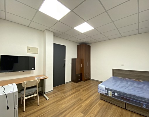 南屯捷運旁★電梯大套房附傢俱家電★可租補可獨曬 - Image 1