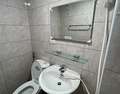 拷潭路，近88交流道，空屋出租，含平車可租補 - Image 11