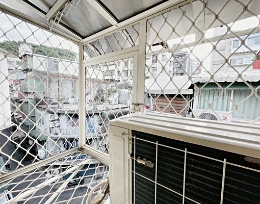 免佣)北醫商圈【超值租案】變頻冷氣★一層2戶★水泥隔間 - Image 7