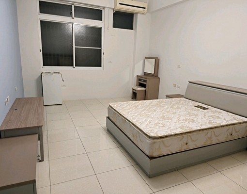 📍【瑞隆商圈｜整層兩房一廳一衛出租】✨免管理費｜室內空間超 - Image 4