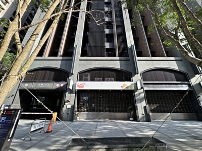 縣三AI十興勝利國賓大悅10米大面寬招財店面+3平車