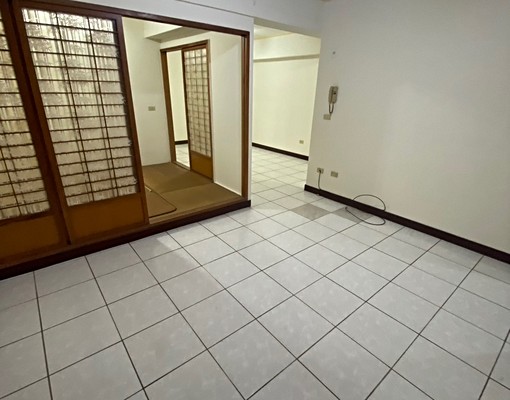 水湳陳平國小敦化公園/精美電梯華厦大三房/可租補可入戶沒冷氣 - 591租屋網 - Image 5