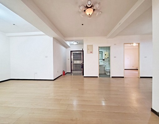 正中正路上綠園邸可租補大三房 - Image 3