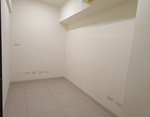 亞灣繽海2+1房.附車位.含管理費 - Image 11