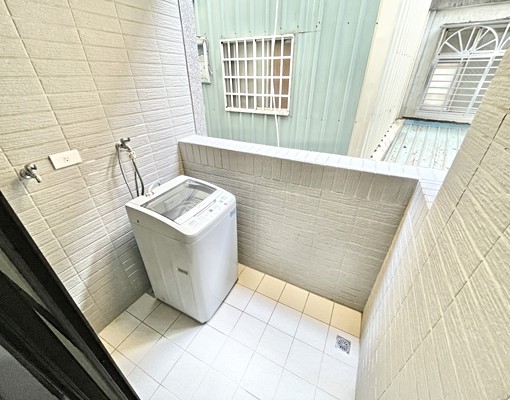 近一中商圈🌟可寵🐱🐶可租補🌟陽台獨洗 - Image 9