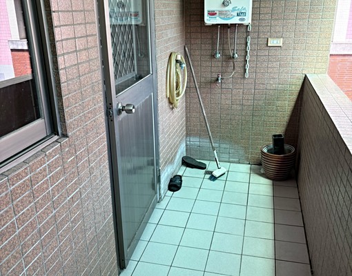 南郭路縣政府正後面3房2廳一層一戶3樓電梯公寓 - Image 14