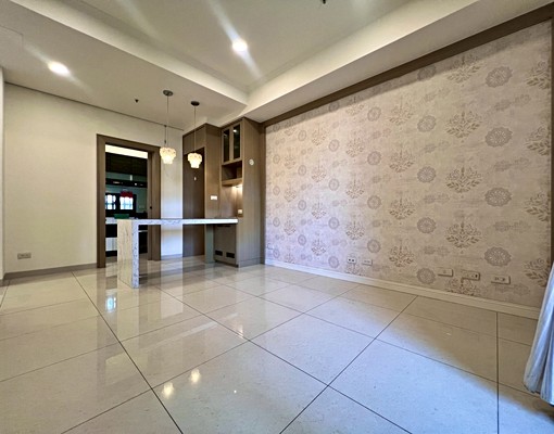 福山國中小｜左營高鐵台積電｜稀有陽台進出三房平車 - Image 2