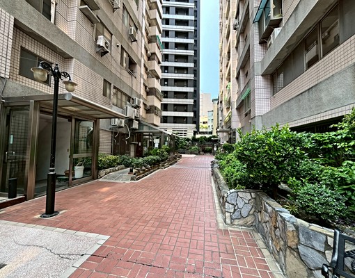 【住商思伃】鄰義享天地|凹子底捷運|市中心優質2房 - Image 9