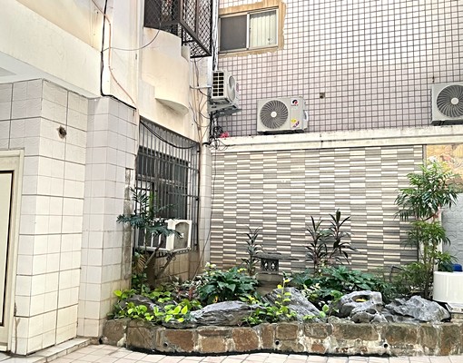 東寧商圈小資電梯美套房 - Image 3