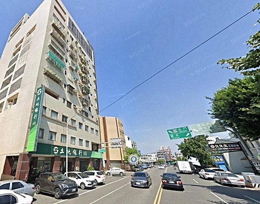 學甲市中心電梯華廈三房生活居能佳鄰近高速公路 - Image 1