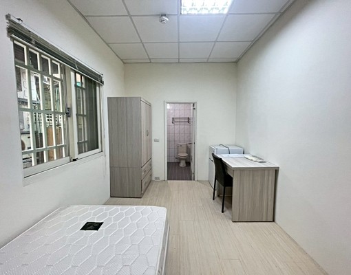 南區火車站新整套房衛浴開窗好停車多間歡迎配件 - Image 6