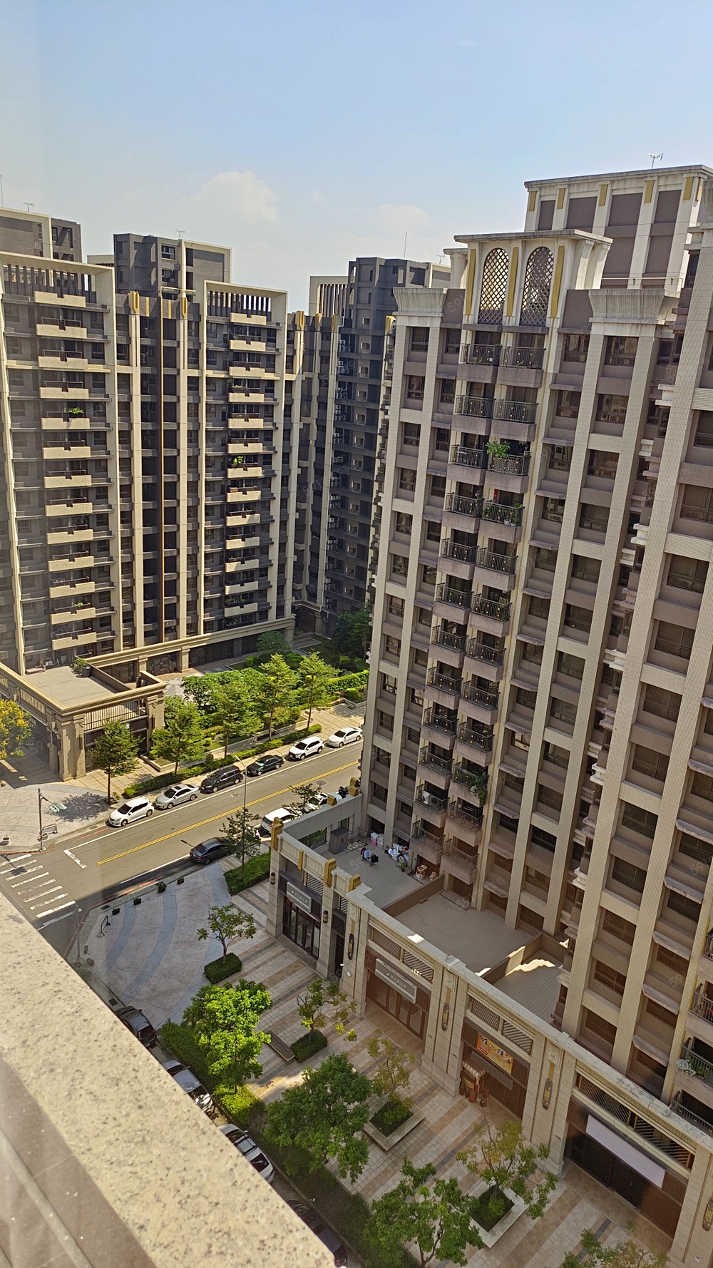 14F客廳沙發視野