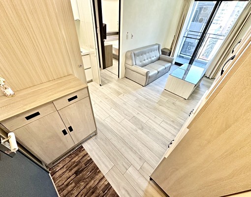 近新光遠百🌺親家河南道🌺頂規正一房一廳🌺機下車位🌺 - Image 1