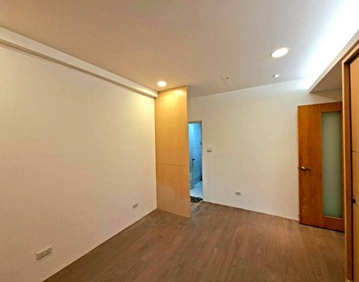 海山🌟採光通風/台水電/裝潢新/電梯管理/垃圾代收/機能佳 - Image 11