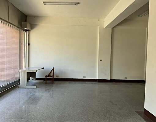 邊間採光佳/通風好、格局方正大氣，環境單純、生活機能優 - Image 3