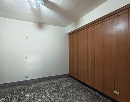 邊間可租補捷運2樓 - Image 5