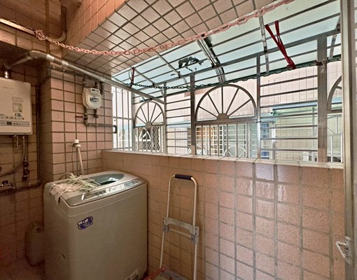 可租補🏠不用仲介費⭐台北麗京明亮兩房-五泰小凱 - Image 1