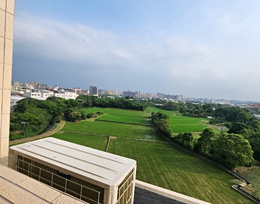 近工業區/龍安商圈~高檔裝潢~可租補報稅~垃圾集中 - Image 6