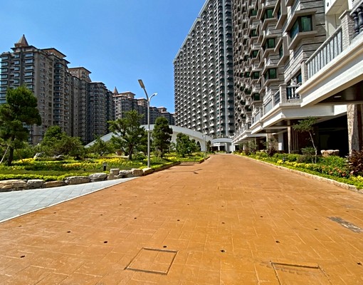 輕軌旁@銀河全新裝潢美3房+車位(可租補) - Image 2