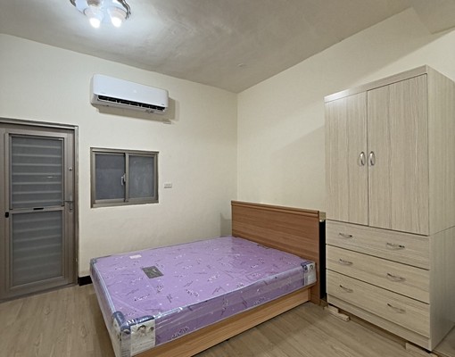 屋主自租全新裝潢 - Image 1