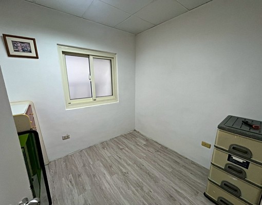 府中捷運就在旁邊,精華地段可住家可辦公 - Image 6