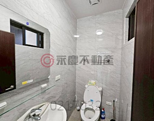 (租）楊梅富岡站前商圈5.3米面寬店住（墅） - Image 11