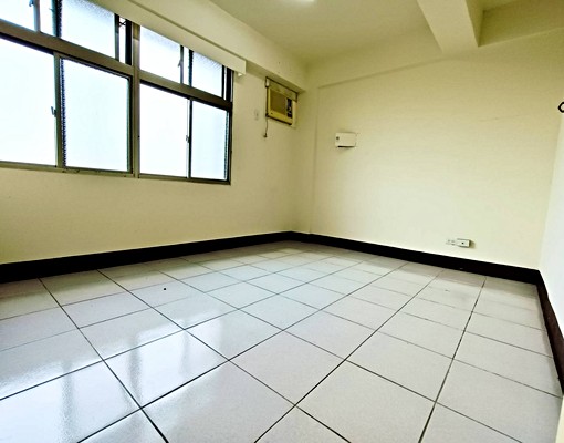 車庫｜雙車位✅空屋✅台水電✅天然氣 - Image 7