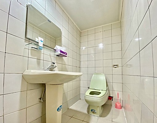 文心崇德捷運站三房平面車位(租) - Image 11