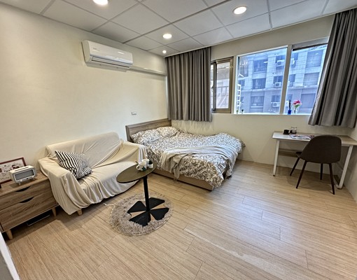 Likehouse甜甜x奶茶風格夢幻小窩出租囉🔥｜金701 - Image 1