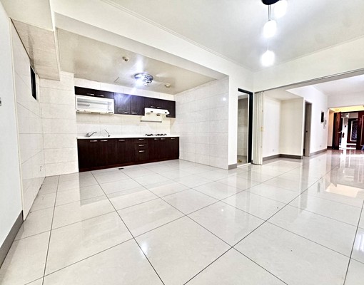 不知不覺今天台股突破27000點💥四房雙車位稀有釋出 - Image 3