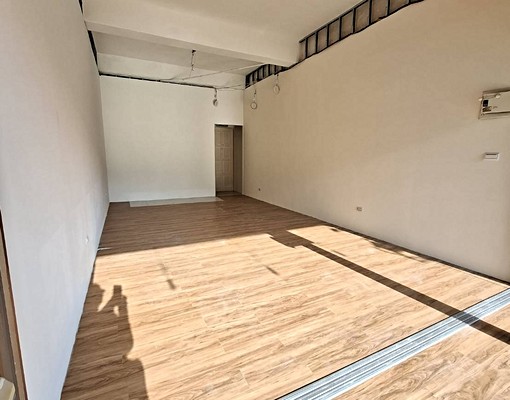 臨路店住合一~可住辦可營登~透天1-3樓 - Image 5