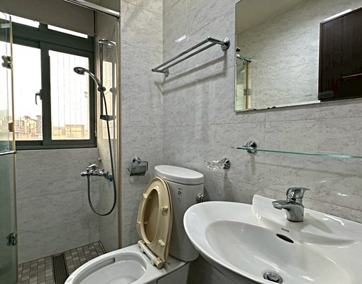 (可戶籍可租補)👑長榮路機能超猛商圈2+1房👑-小邱 - Image 9