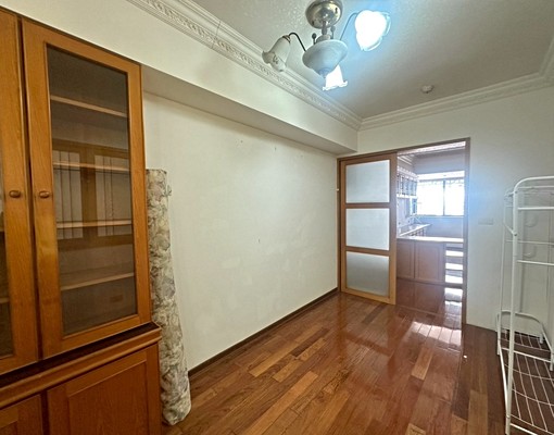 海山⚡️採光通風/免爬梯/格局方正/正三房/包裹垃圾代收 - Image 6