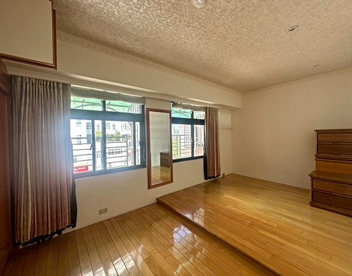 海山⚡️採光通風/免爬梯/格局方正/正三房/包裹垃圾代收 - Image 9