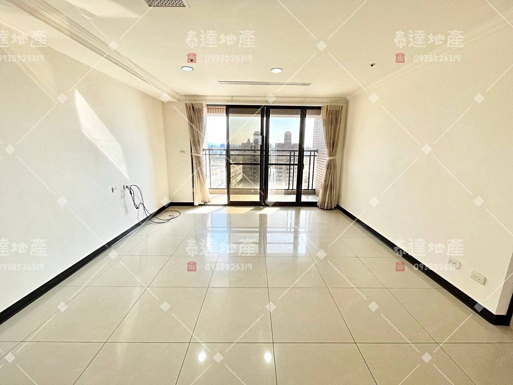 TD💫北屯✨稀有釋出✨次頂樓三陽台✨無限視野戶✅租補戶籍 - Image 1