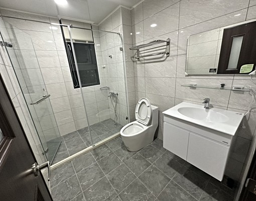 大套房出租~一個皮箱即可入住 - Image 4