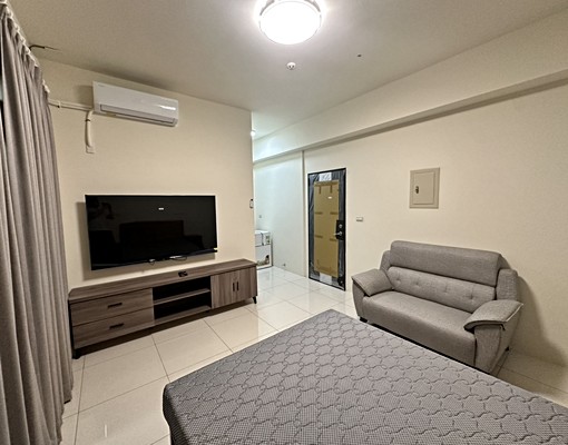 大套房出租~一個皮箱即可入住 - Image 1