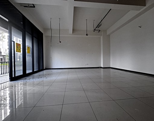 新瀧JOY-Q八米大面寬店面出租 - Image 1