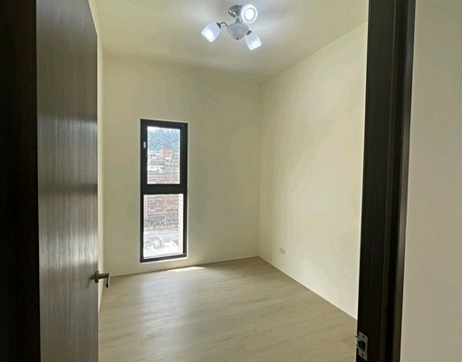 泰山區雙捷大院全新大樓~2房車出租 - Image 4