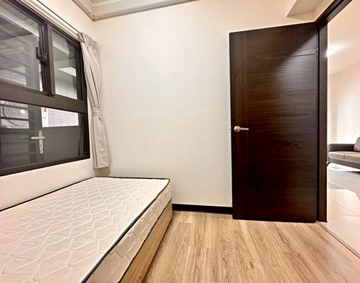 樹孝商圈2年新屋~家俱/家電+平面車位 - Image 5