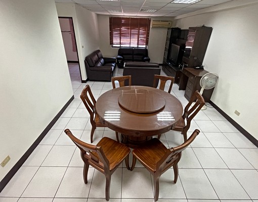 近康橋~實惠租屋/品質之選👍竹林路👍4房2廳2衛雙車 - Image 1