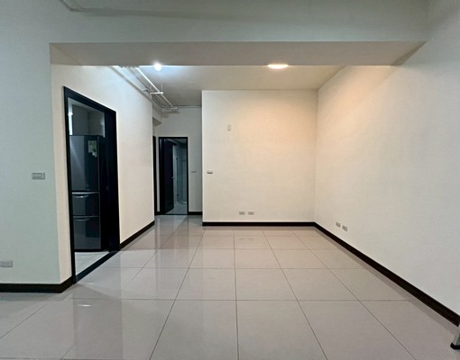 漢寶捷運學府三~可租補~新屋要快喔 - Image 6