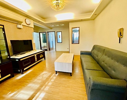 北屯vs文心路捷運站旁視野美三房+平車/可租補 - Image 2