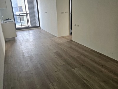 全新電梯3房+平面車位