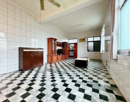 💯安南邊間採光車庫透天💯 - Image 2