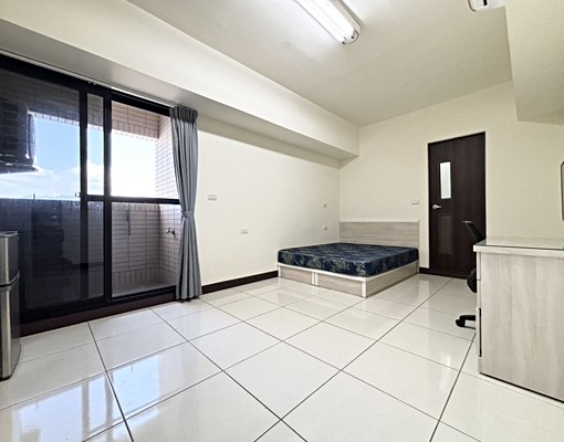 🏡超大套房|獨立室內機車位🚗|大陽台採光棒🌞 - Image 1