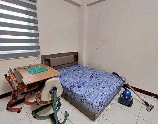 近縣府，有廚房、化妝衣物間、汽車及機車位 - Image 4