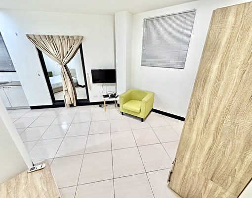 小洪精選-陽台獨洗💜採光通風💜樓下阿寶💜電梯 - Image 2